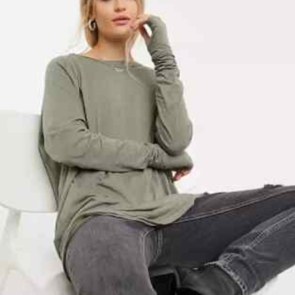 We The Free Arden Tee in Green - Picture 4 of 5